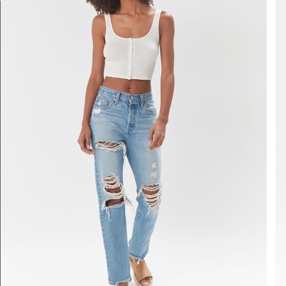 Levi's Denim - NWT Levi’s 501 Crop Jeans